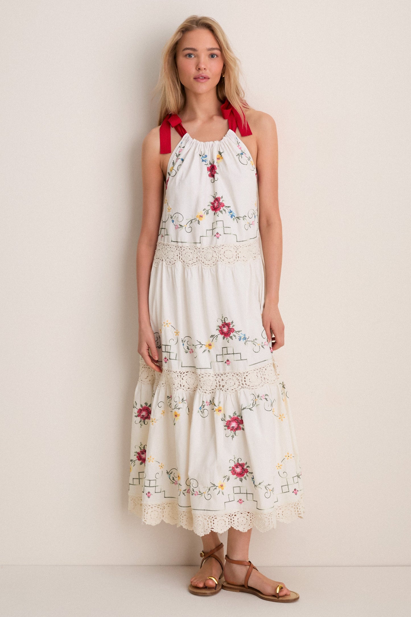 Tea Rose Embroidery Lina Midi Dress