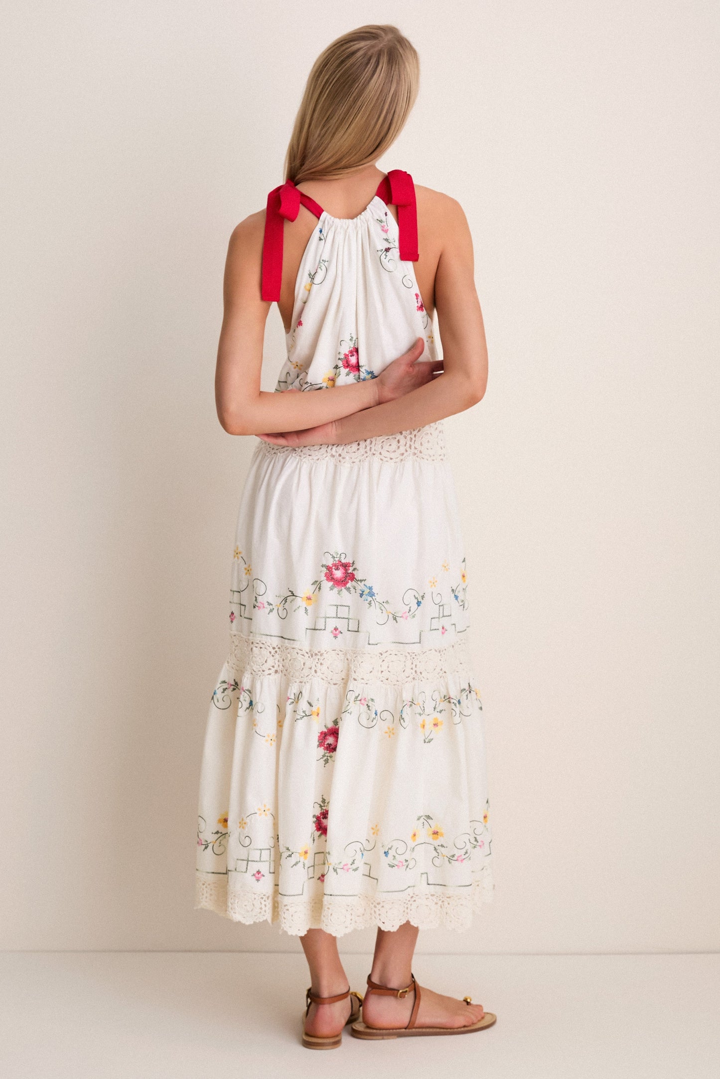 Tea Rose Embroidery Lina Midi Dress