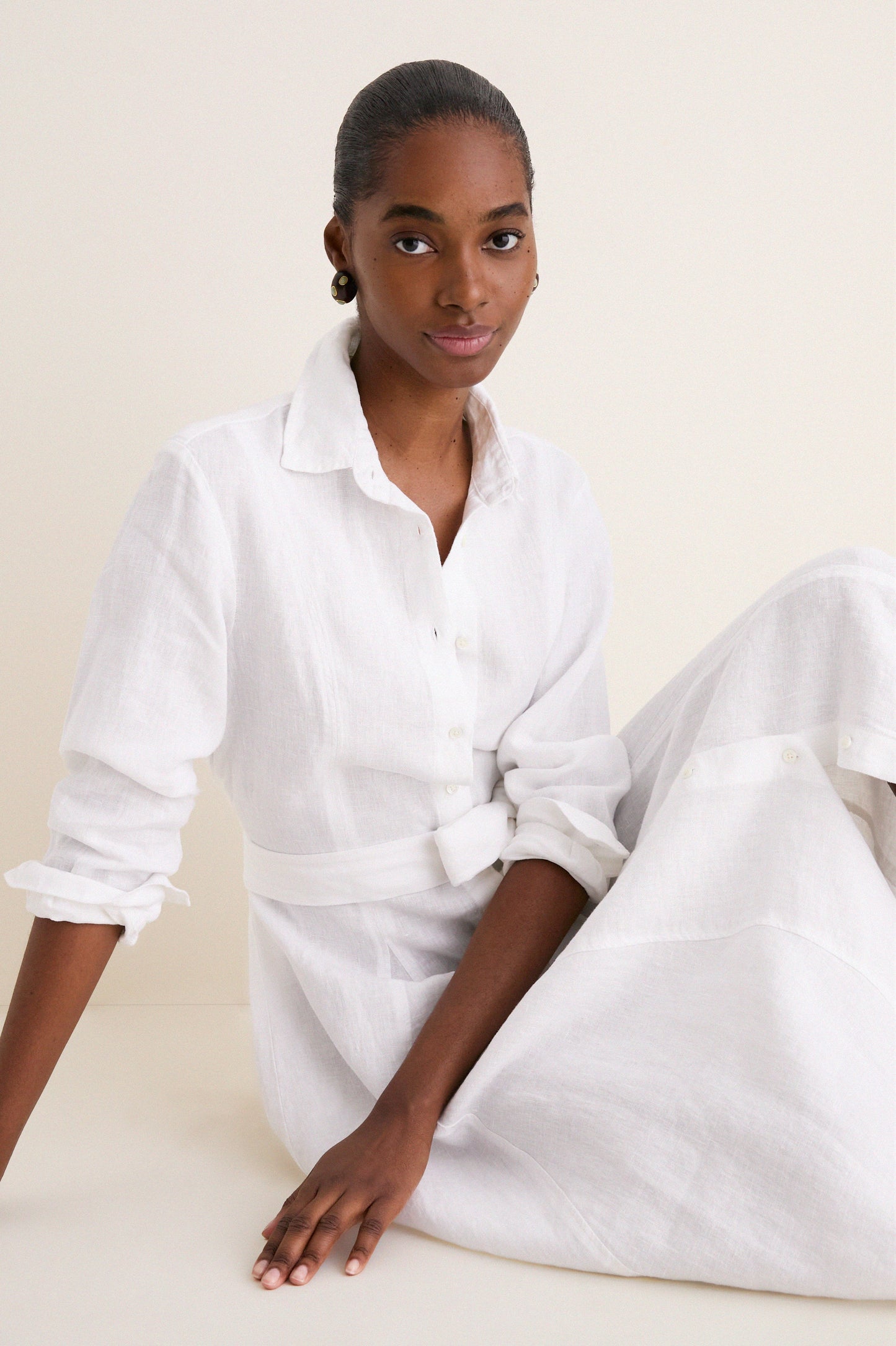 White Linen Woven Collared Long Sleeve Dress
