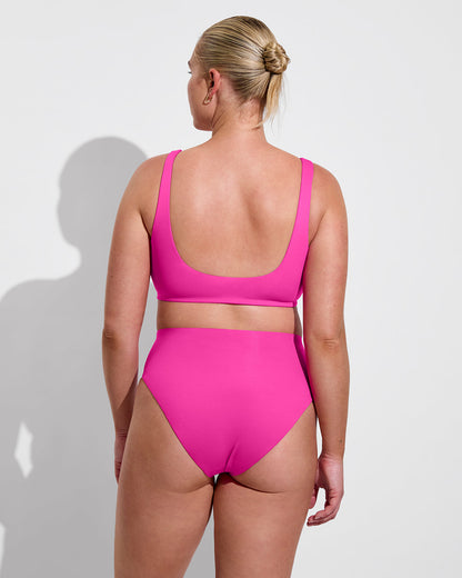 Plunge Top D+ - Hot